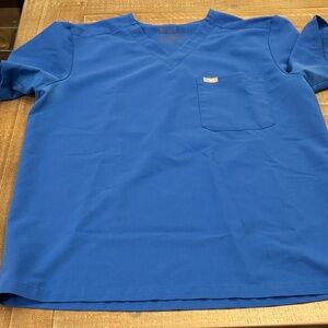 Figs Men's scrub top